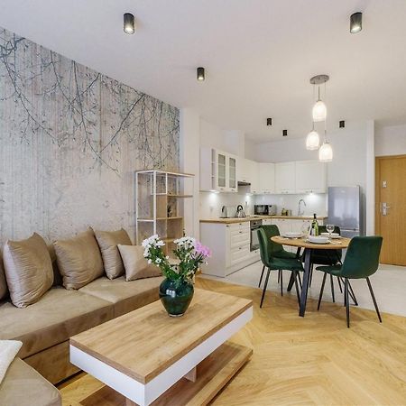 Kornwalia Apartment Nowy Targ Exterior foto
